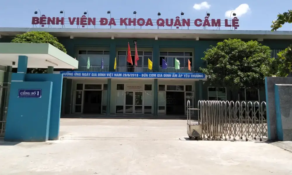 Trung tâm Y tế quận Cẩm Lệ